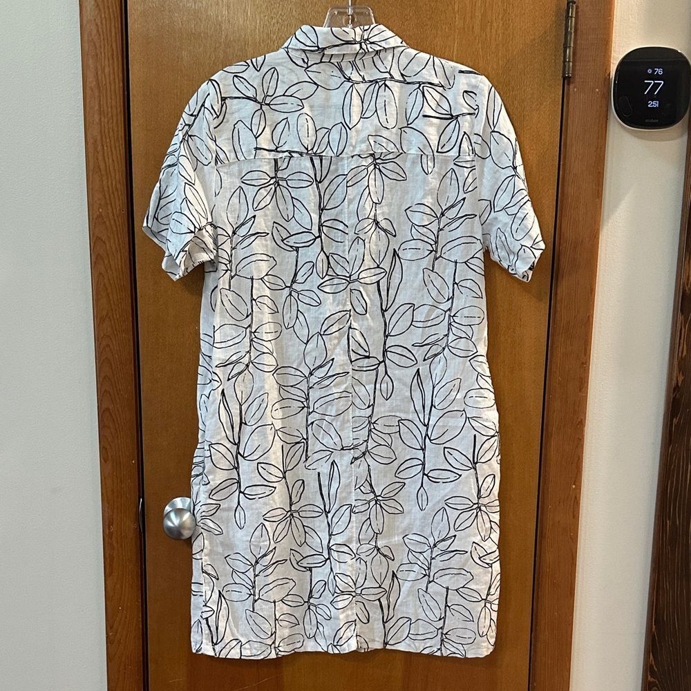 Cynthia Rowley Men's Black and White Leaf Print Shirt - Picture 5 of 5